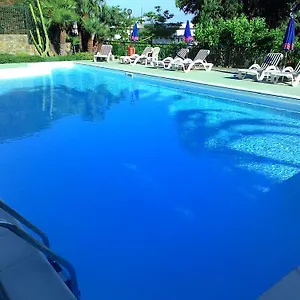 3* Aparthotel La Carruba
